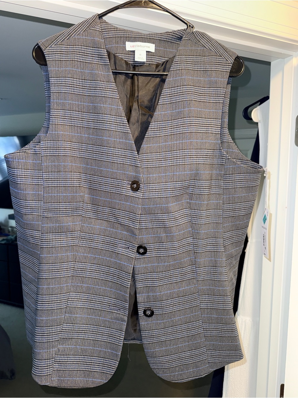Liz Claiborne Gray Plaid Sleeveless Blazer